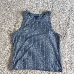 Gray tank top